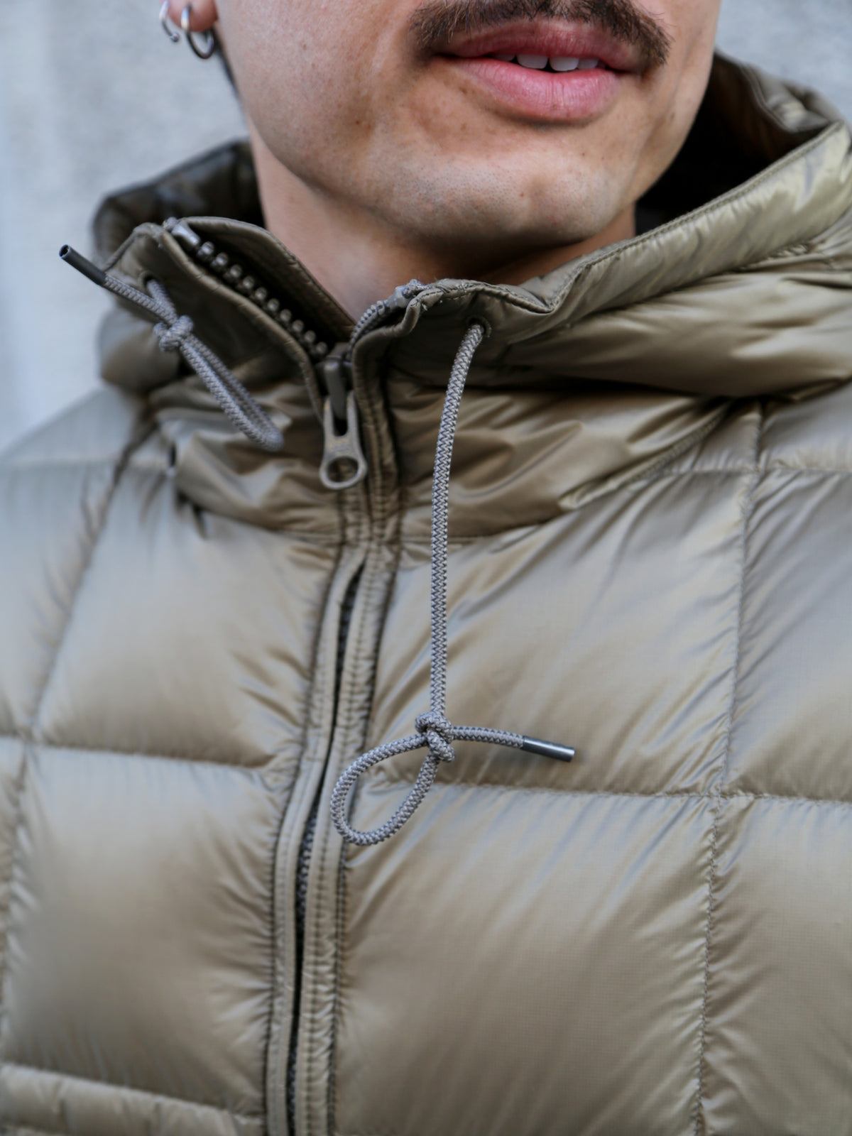 Ten C Snowbird Down Vest – Khaki (25CTCUX03004)