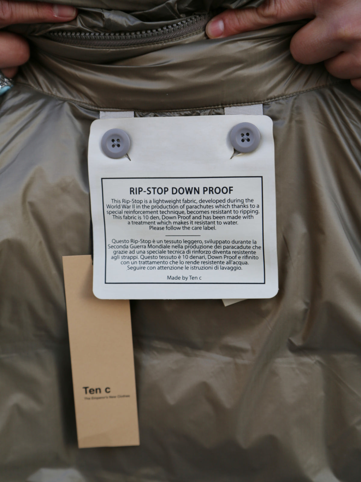 Ten C Snowbird Down Vest – Khaki (25CTCUX03004)