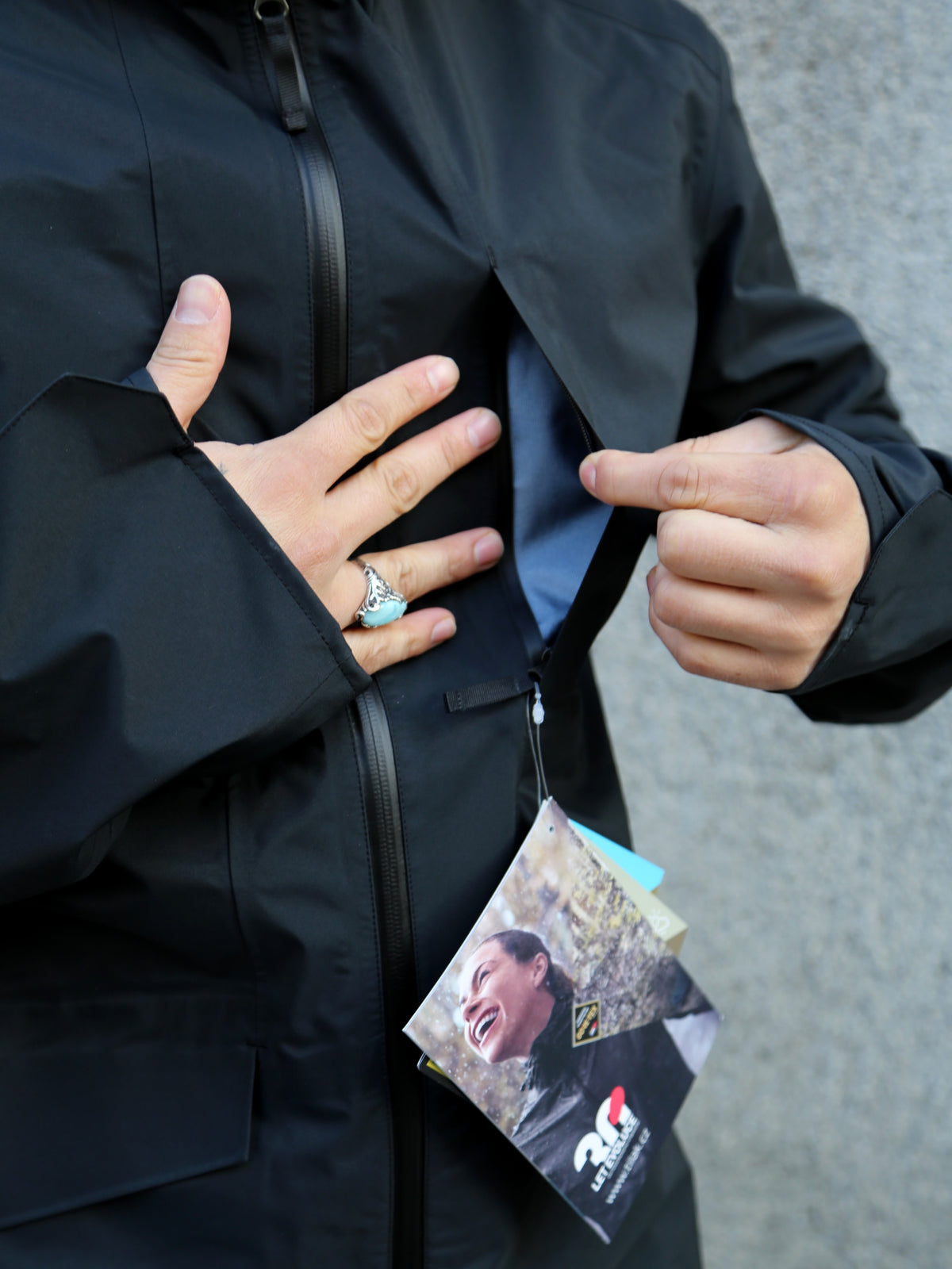 Tilak Shield Coat GTX – Black