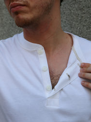 Whitesville SS Henley Tee Shirt – Offwhite (WV79681)