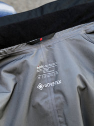 Tilak Shield Coat GTX – Black