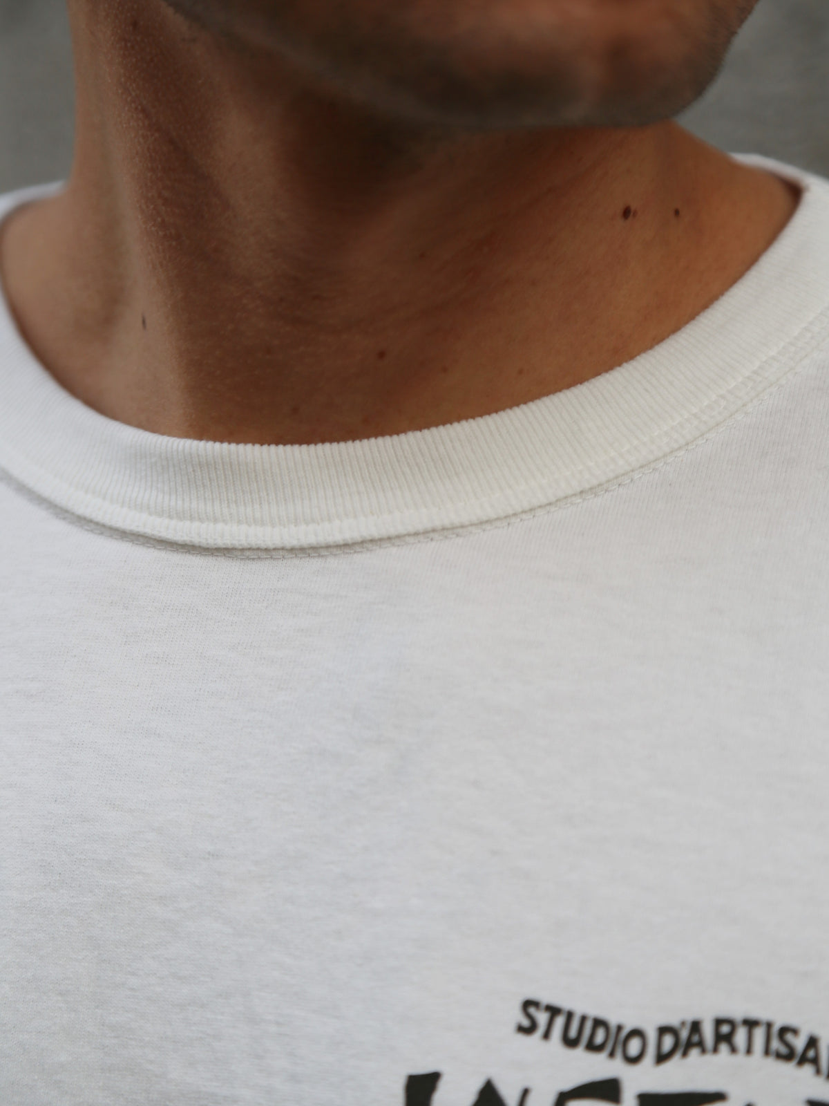 Studio d'Artisan "Vietnam War" Printed Tee – White (8197)