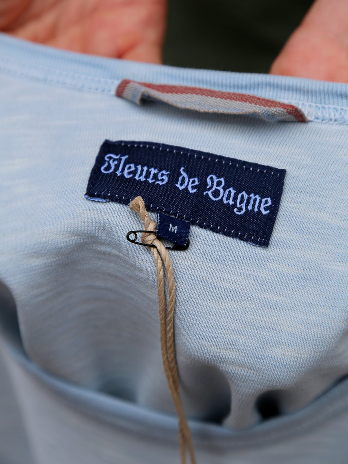 Fleurs de Bagne Le Tricot "ALLER SIMPLE POUR CAYENNE" – Light Blue (A-07871)