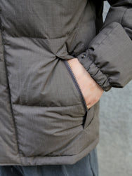 Ten C Jay Peak Down Jacket – Dark Olive (25CTCUC03030)