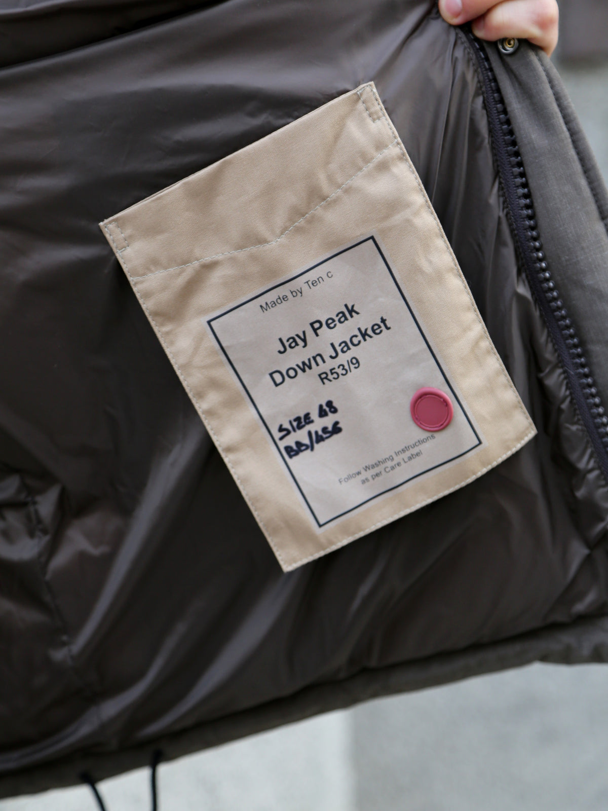 Ten C Jay Peak Down Jacket – Dark Olive (25CTCUC03030)