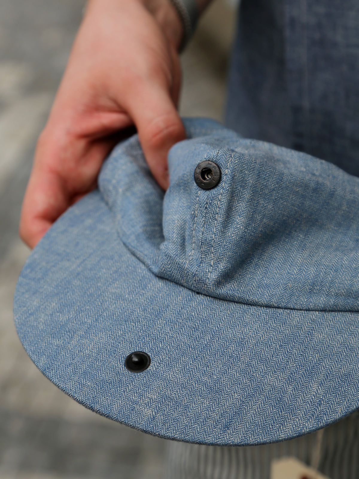Belafonte Peakyhat Linen Cotton Herringbone – Blue Chambray (26-39)
