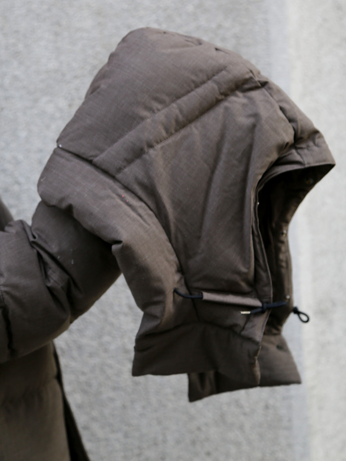 Ten C Jay Peak Down Jacket – Dark Olive (25CTCUC03030)