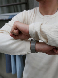 Hermansson Folktrikå Ribbed Henley – Ecru (001)