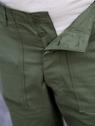 The Real McCoy's Cotton Sateen Men’s Trousers OG-107 – Olive (MP26005-150)
