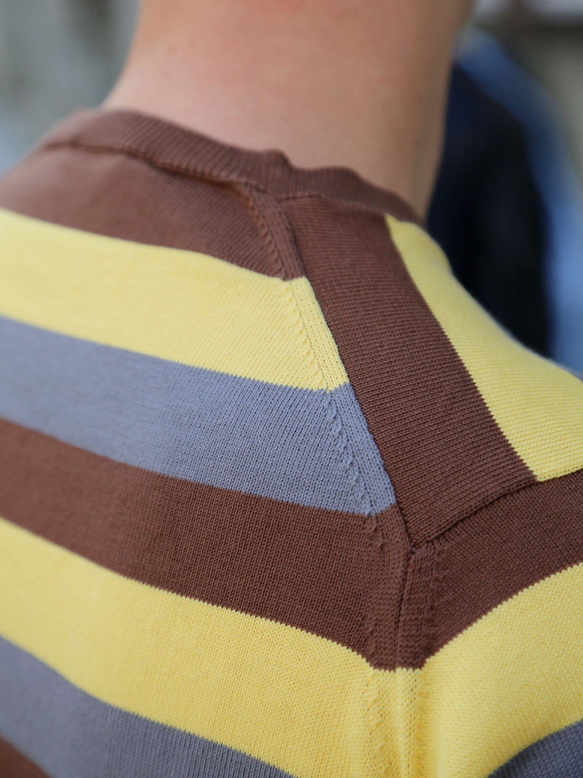 Bryceland's Skipper Tee Stripe – Beige/Brown/Grey