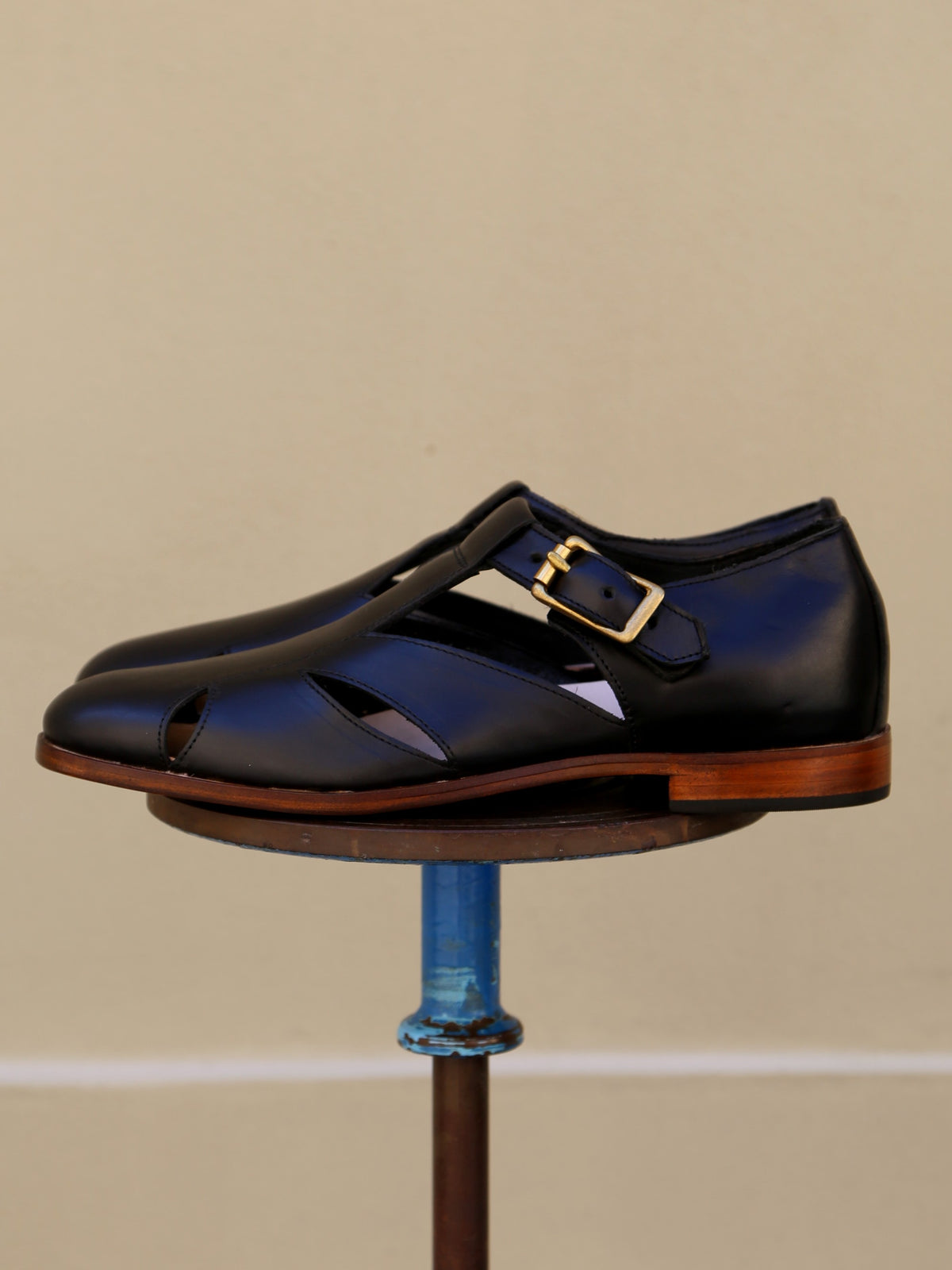 Unmarked Italian Gurkha Sandals – Black