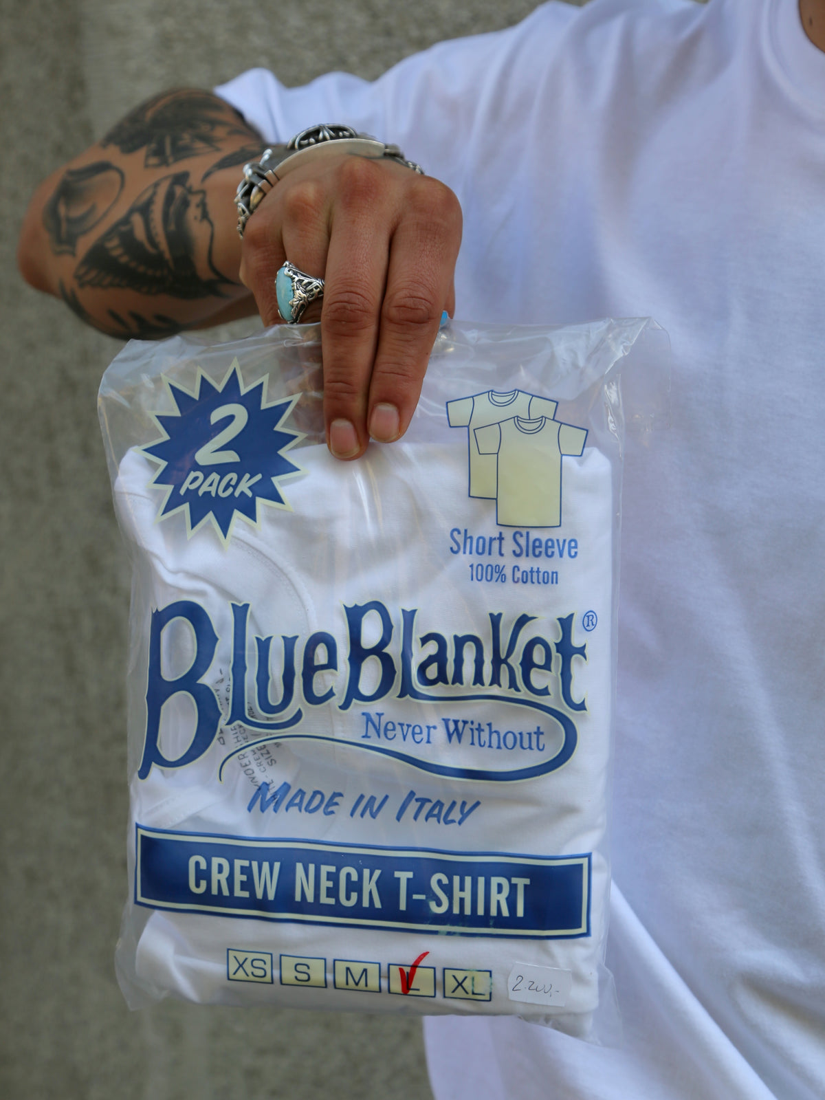 Blue Blanket 2 Pack Plain White Tubular T-shirts (TS2 IT00)