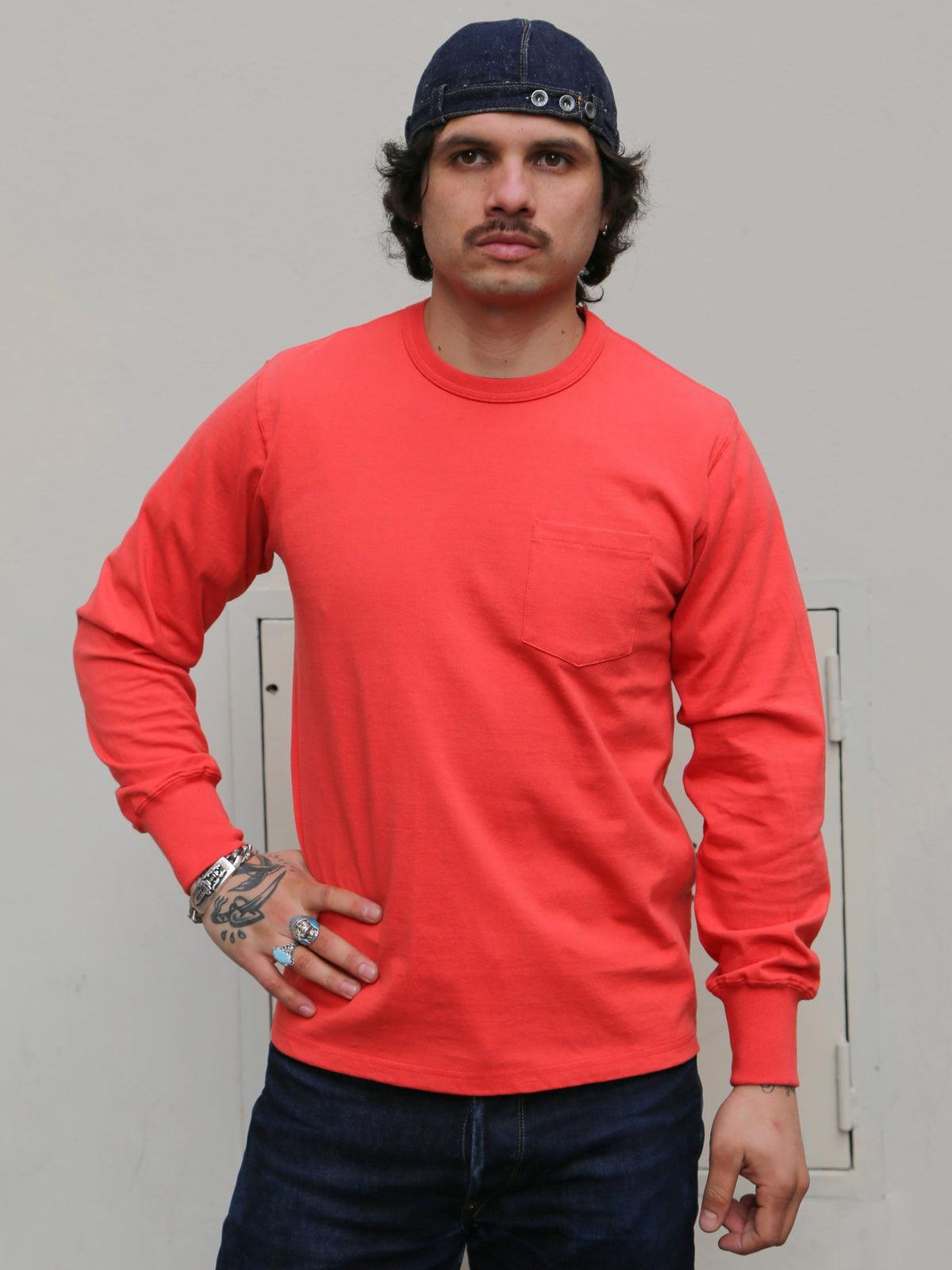 The Real McCOY's Pocket Tee L/S – Scarlet (MC24019)