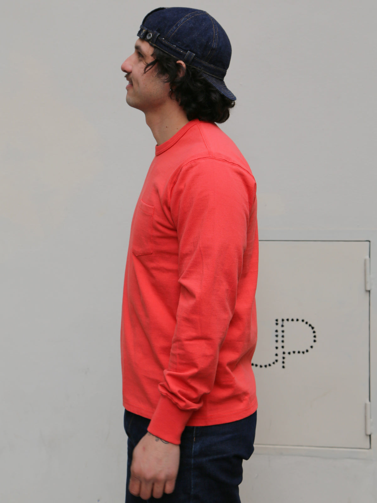 The Real McCOY's Pocket Tee L/S – Scarlet (MC24019)