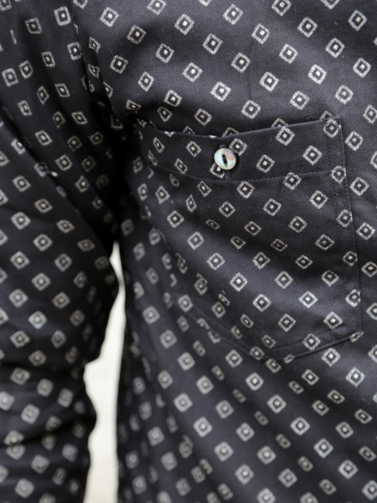 Black Sign Micro Herringbone Dobby Fine Pattern Open Pocket Work Shirt – Midnight Black (BSSL-25107)