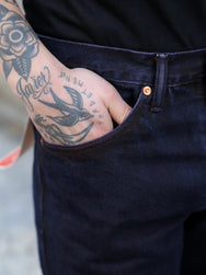 Studio d'Artisan “Bengara” Relaxed Tapered Jeans – Red (D1908)
