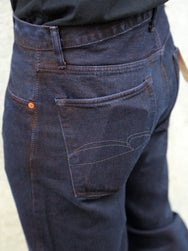 Studio d'Artisan “Bengara” Relaxed Tapered Jeans – Red (D1908)