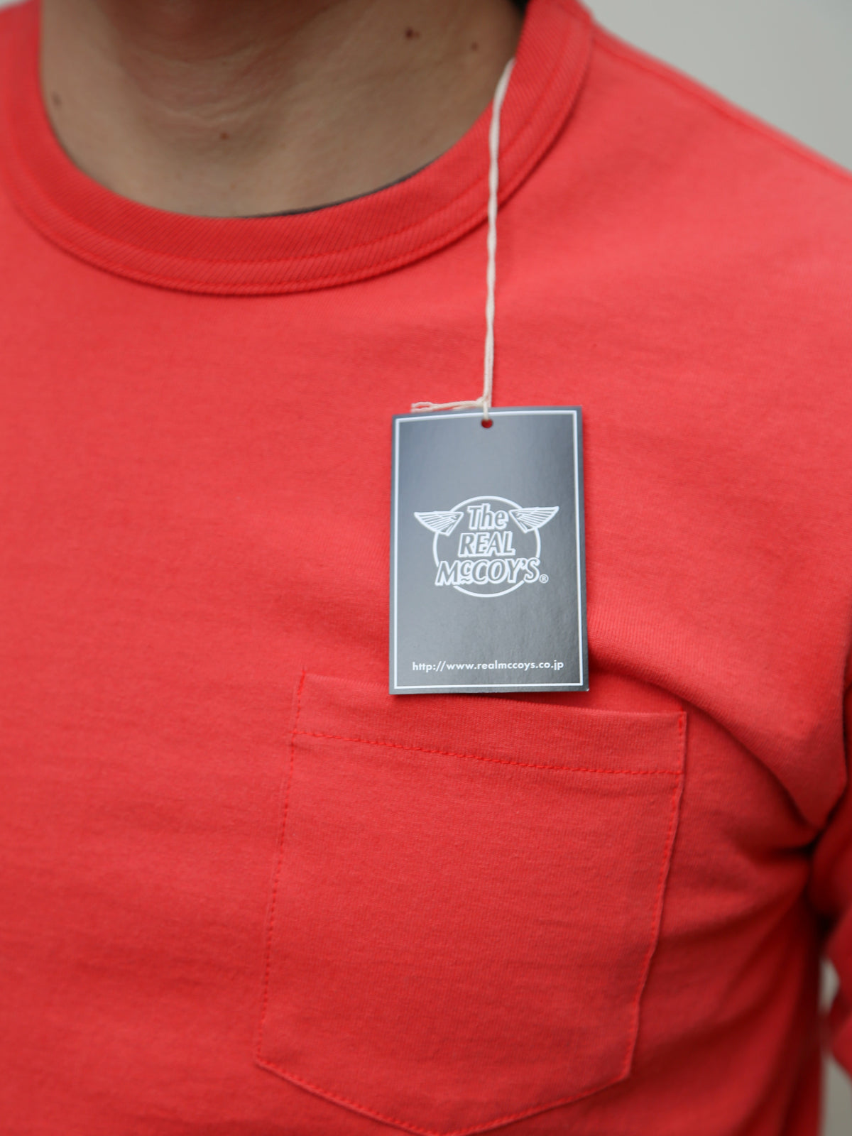 The Real McCOY's Pocket Tee L/S – Scarlet (MC24019)