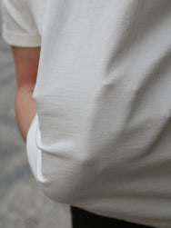 Studio d'Artisan Suvin Gold Henley – White (8174)