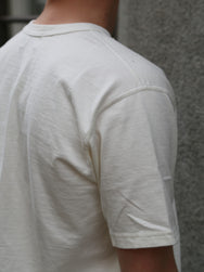 Studio d'Artisan Suvin Gold Henley – White (8174)