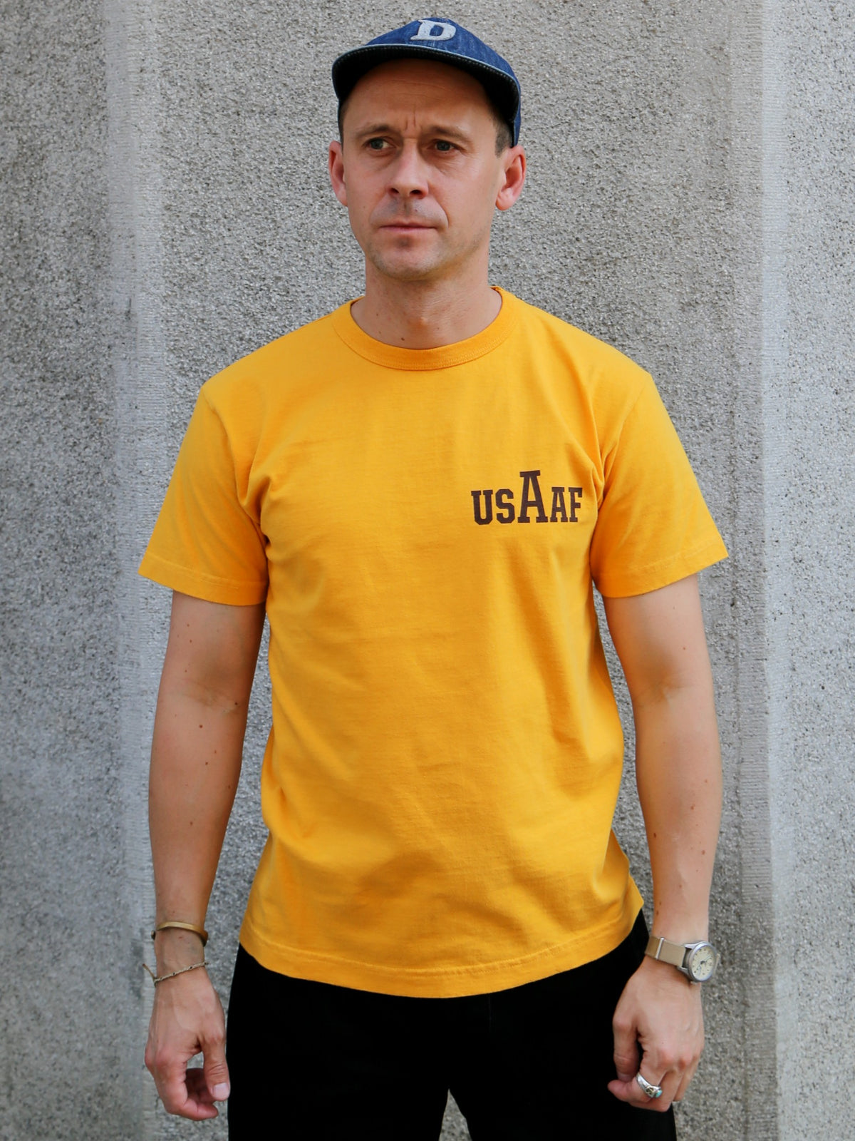 Buzz Rickson's SS T-Shirt Pistol Packin’ Mama – Gold (BR79780)