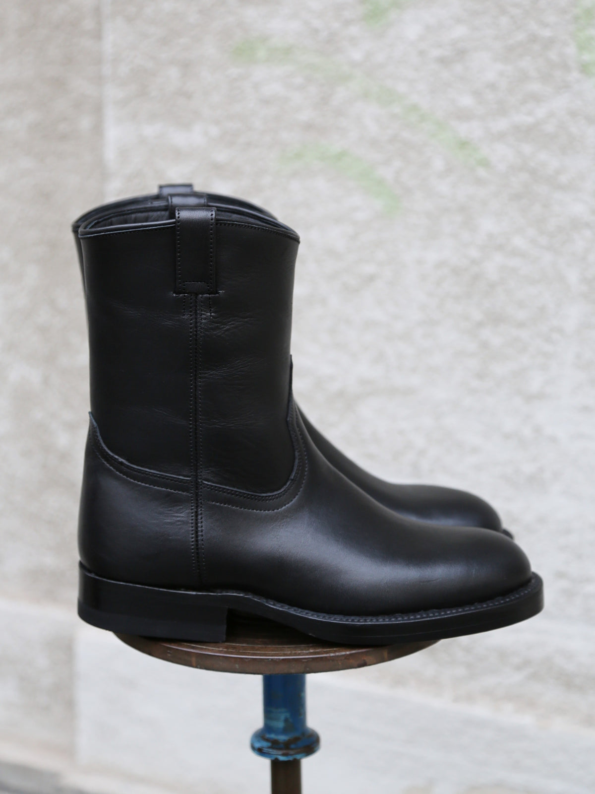 Unmarked Roper Boots – Black (for Woman)