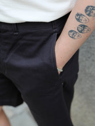 Studio d'Artisan Chino Shorts – Carbon Black (1925)