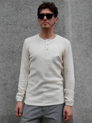 Hermansson Folktrikå Ribbed Henley – Ecru (001)