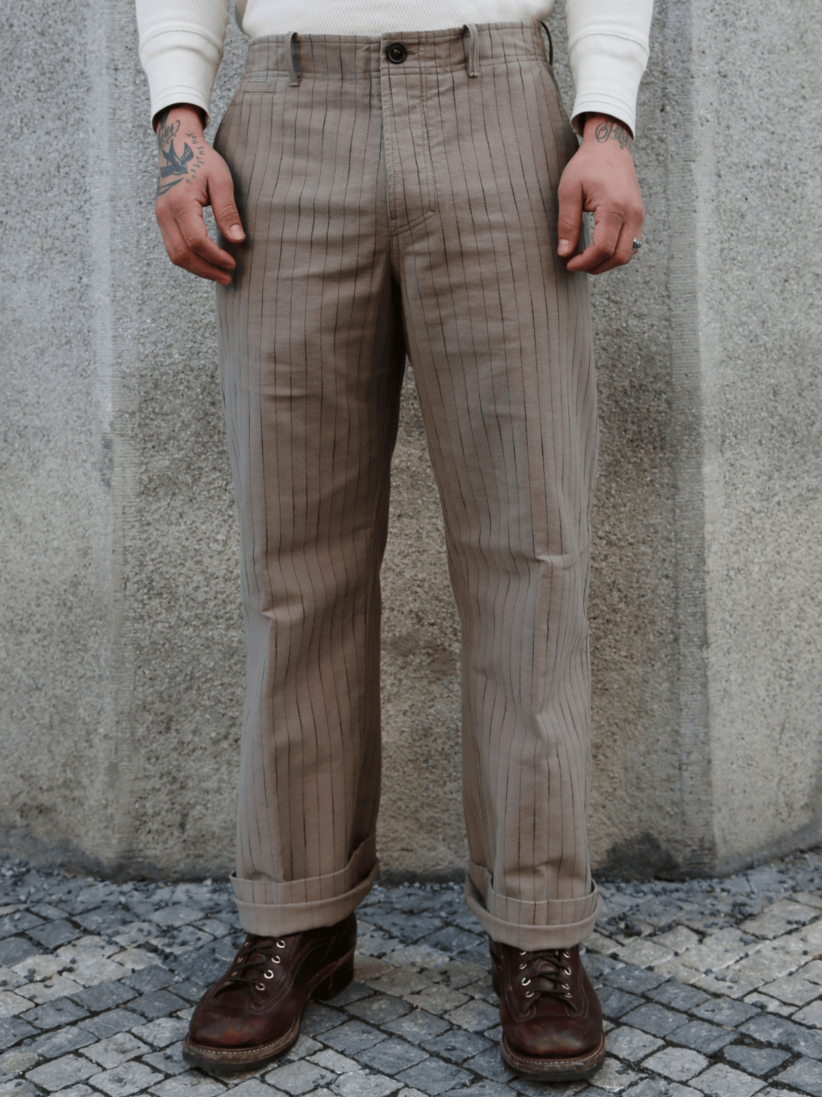 Hansen Garments KELD Straight Cut Trousers – Beige Herringbone Pin (31-57-5)