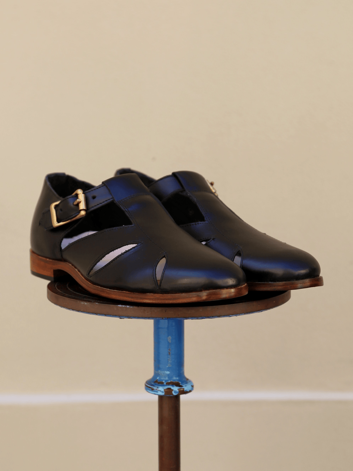 Unmarked Italian Gurkha Sandals – Black