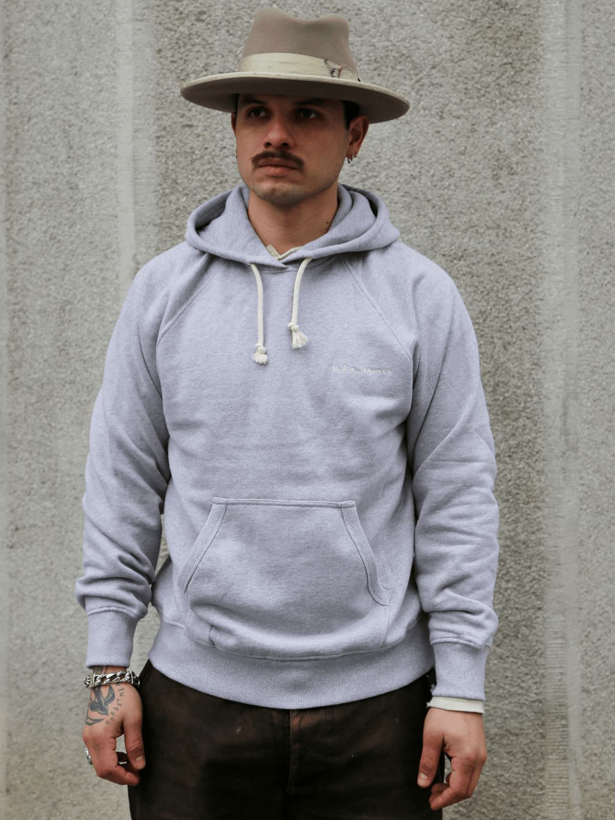 Nudie Jeans Gunde Logo Hoodie – Greymelange (150600)