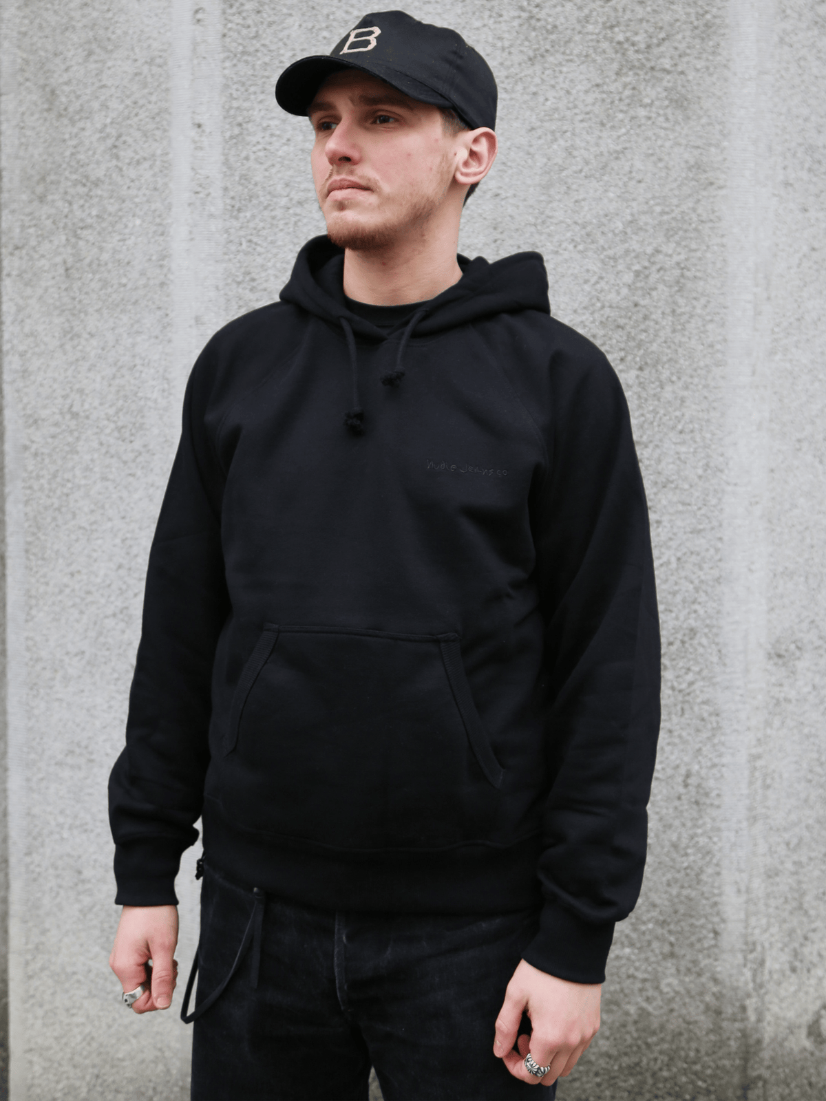 Nudie Jeans Gunde Logo Hoodie – Black (150600)