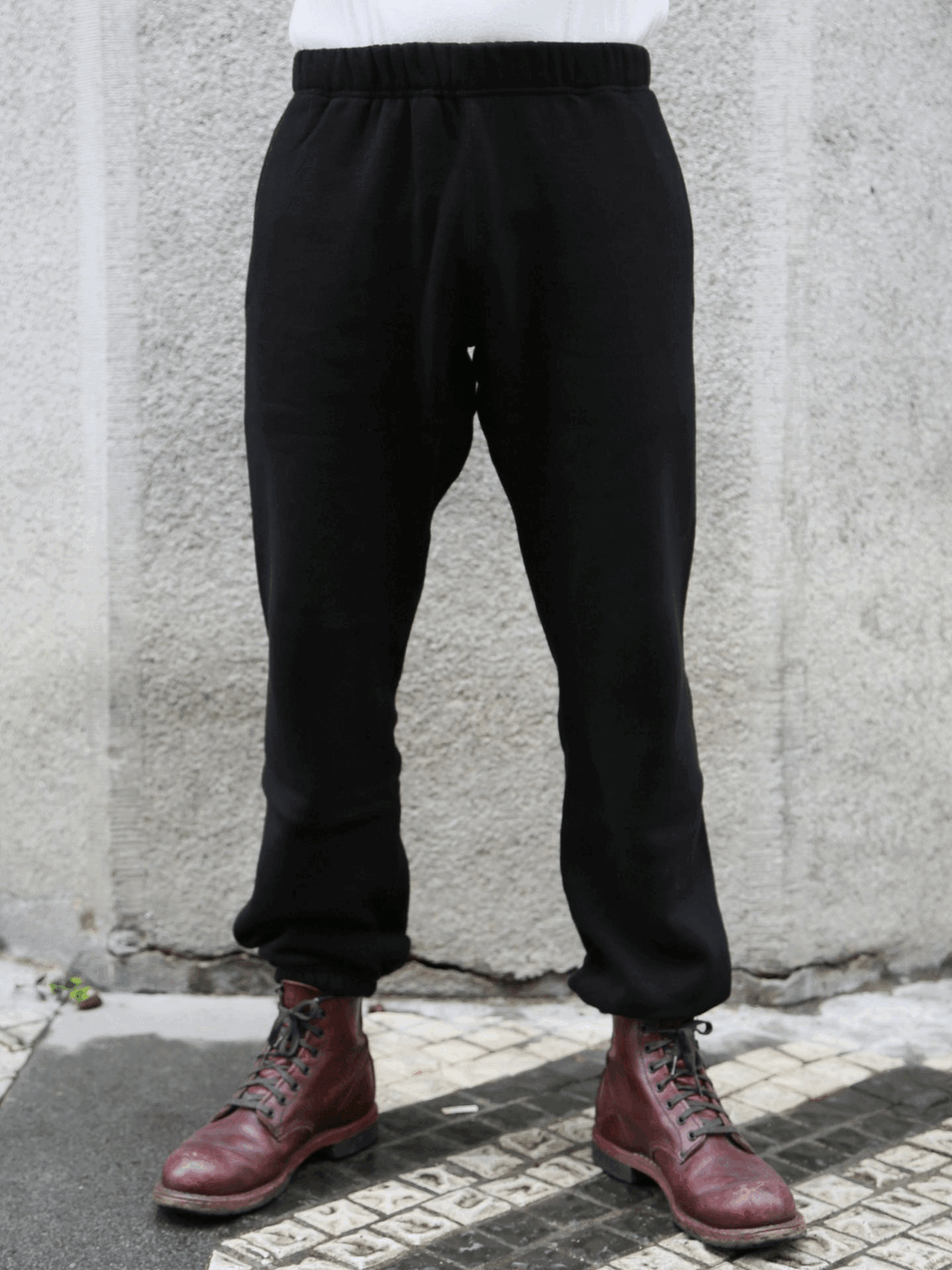 The Real McCOY's 10 oz. Loopwheel Sweat Pants – Black (MC24116)