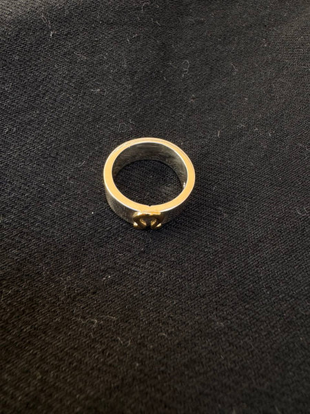 First Arrow's K18 Horseshoe 8mm Plain Ring – (R-297)