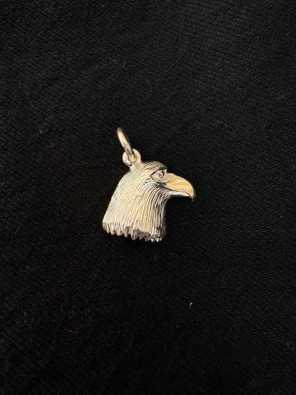 First Arrow's Eagle Osaka Pendant – (P-661L)