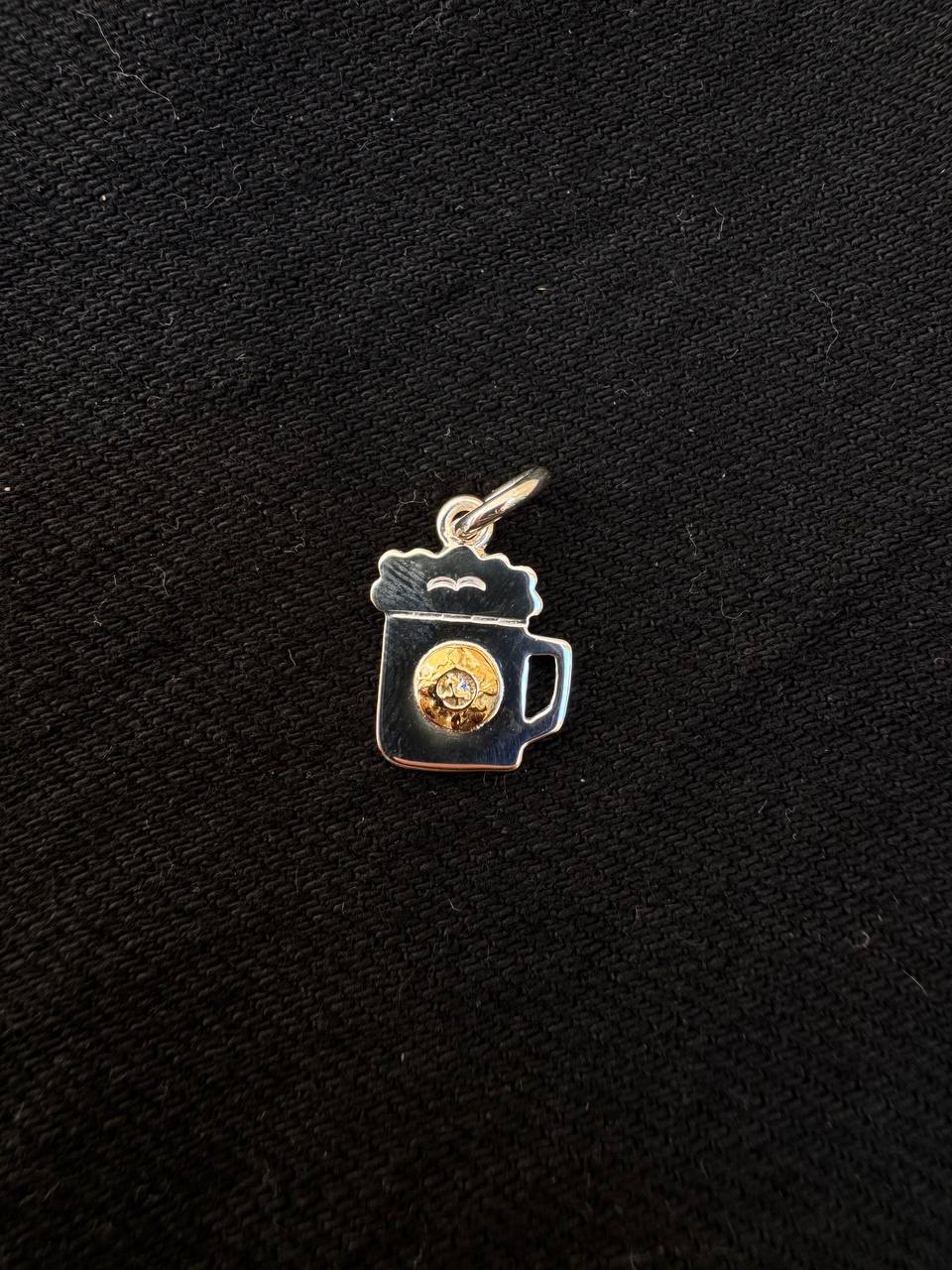 First Arrow's × Denimheads Beer Mug Pendant with 18K Gold – (FAx DH)
