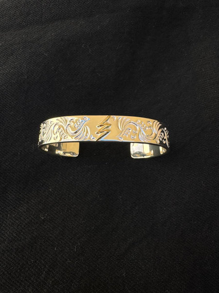 First Arrow's 12mm Arabesque-Engraved Bangle with K18 Lightning Motif – (BR-378)