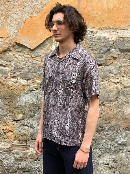 Black Sign Python Pattern Double Front Sports Shirt Salt Snake