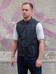 Ginew Wax Vest Black Facing East Lining
