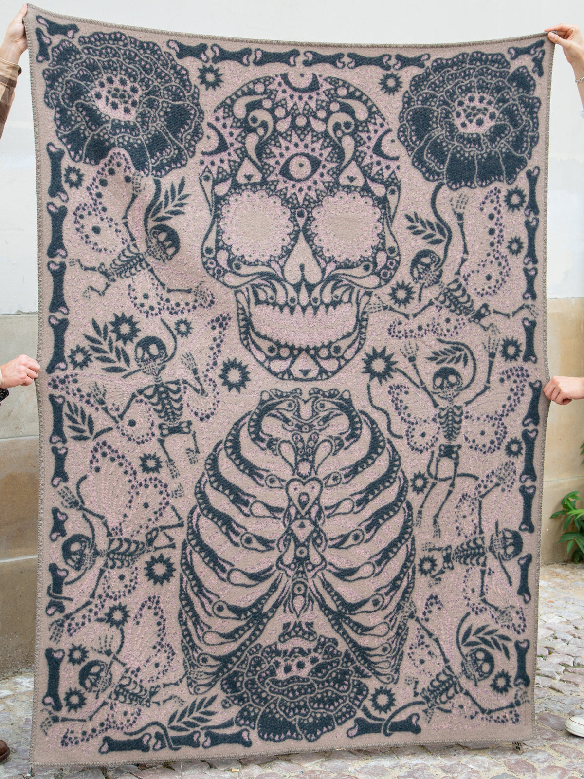 Indigofera Blanket / Dia De Muertos